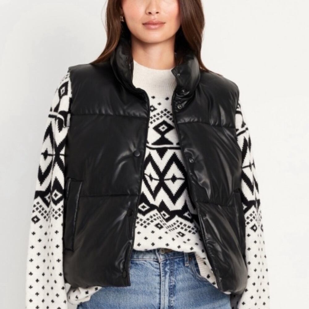 Old Navy Black Faux Leather Puffer
Vest